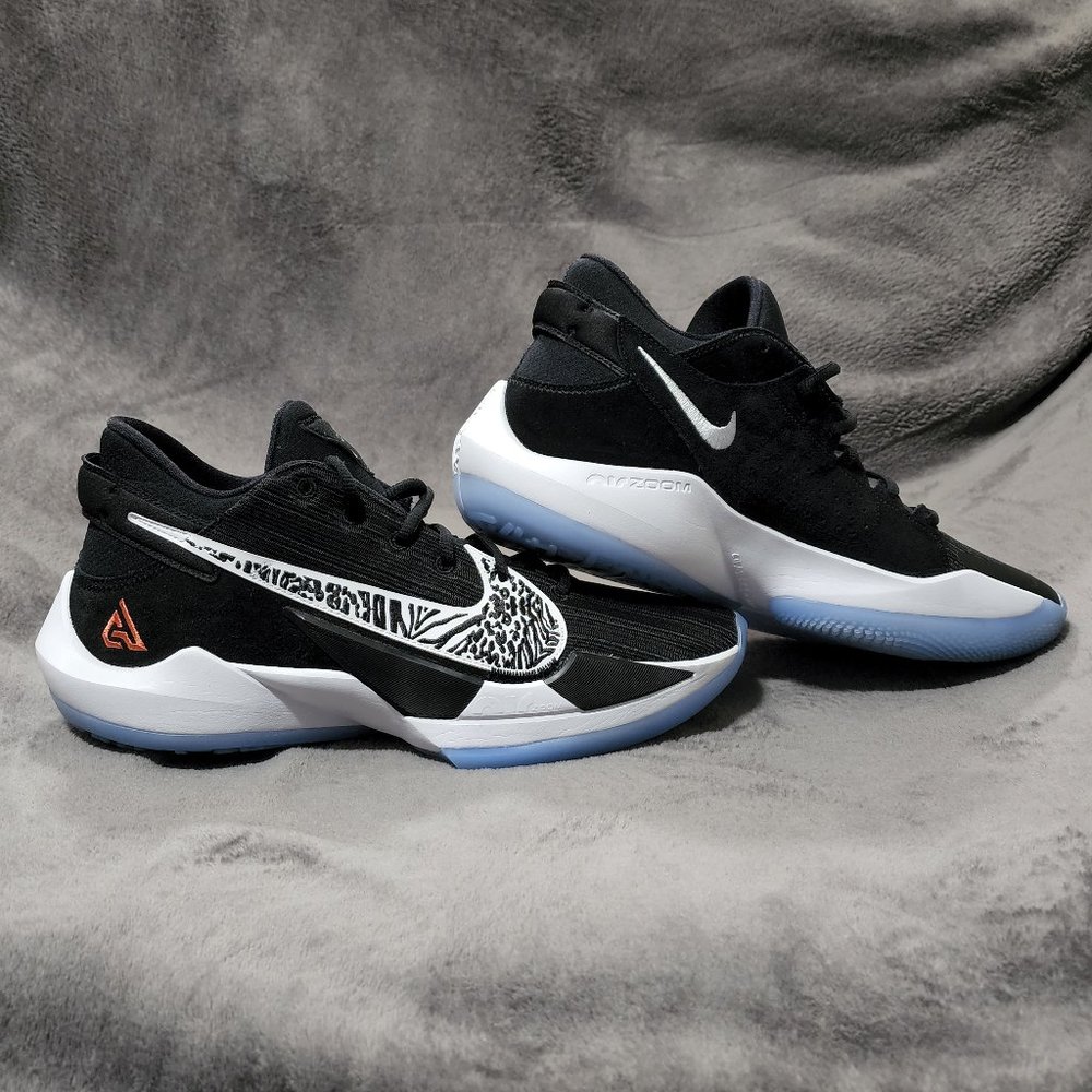 Zoom Freak 2
